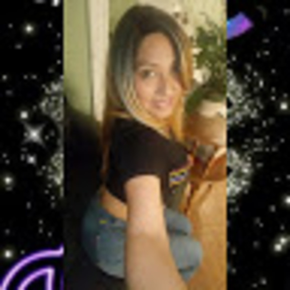 Meet your Posher, Chelii - Picture 1 of 1